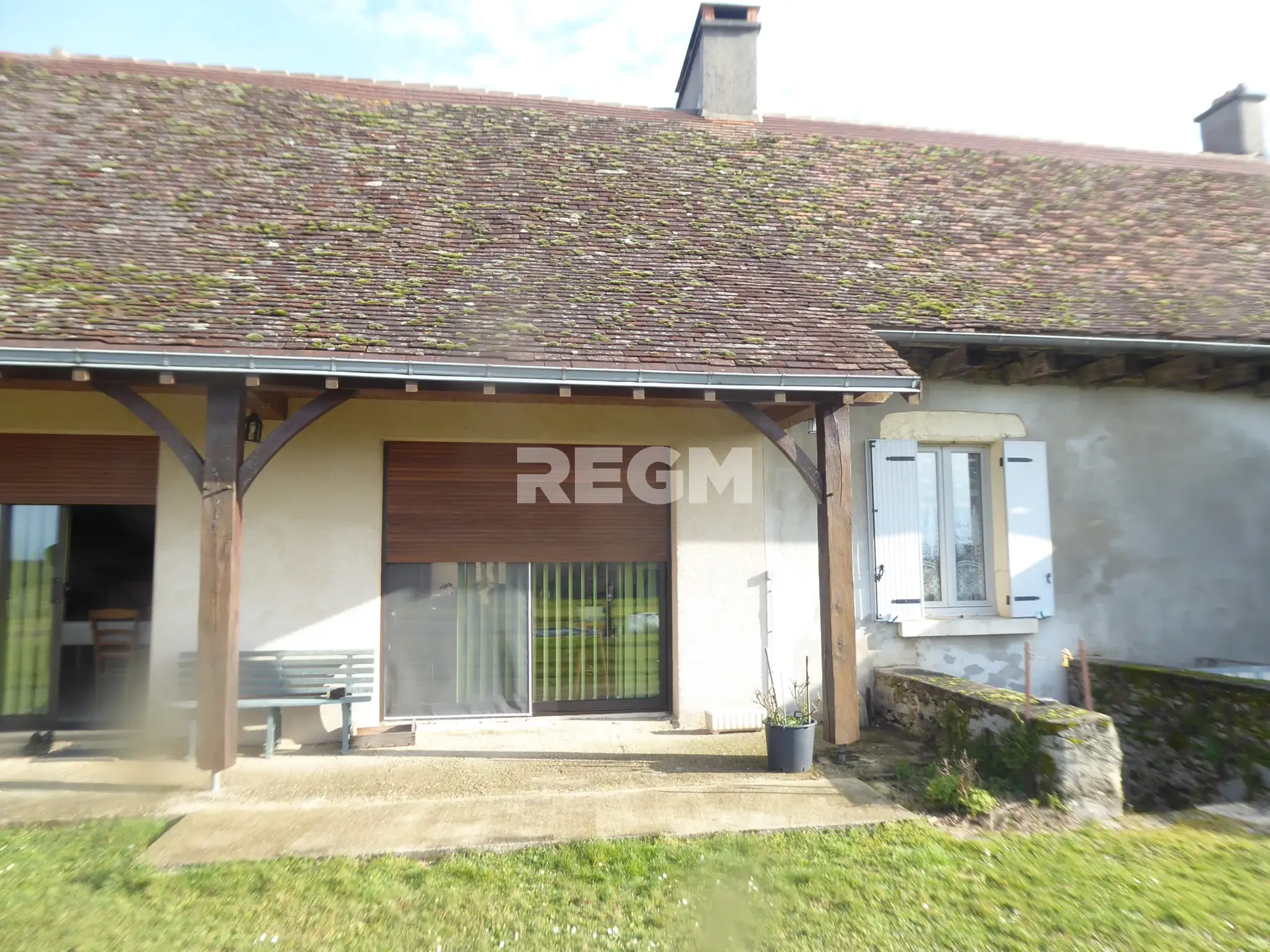 Magnifique fermette rénovée sur 15 000 m² en Dordogne, calme campagne 