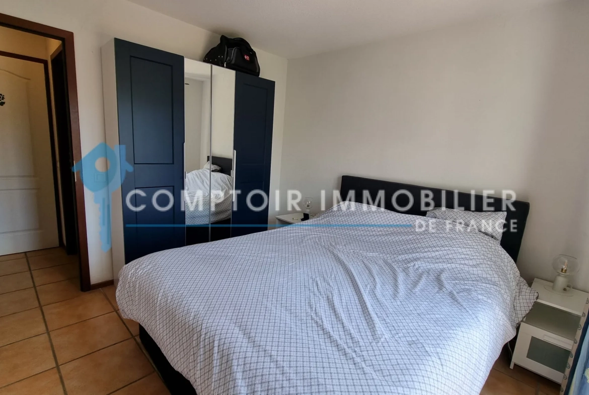 Villa de 73 m2 avec 3 chambres dans domaine sécurisé à Vidauban, Var 