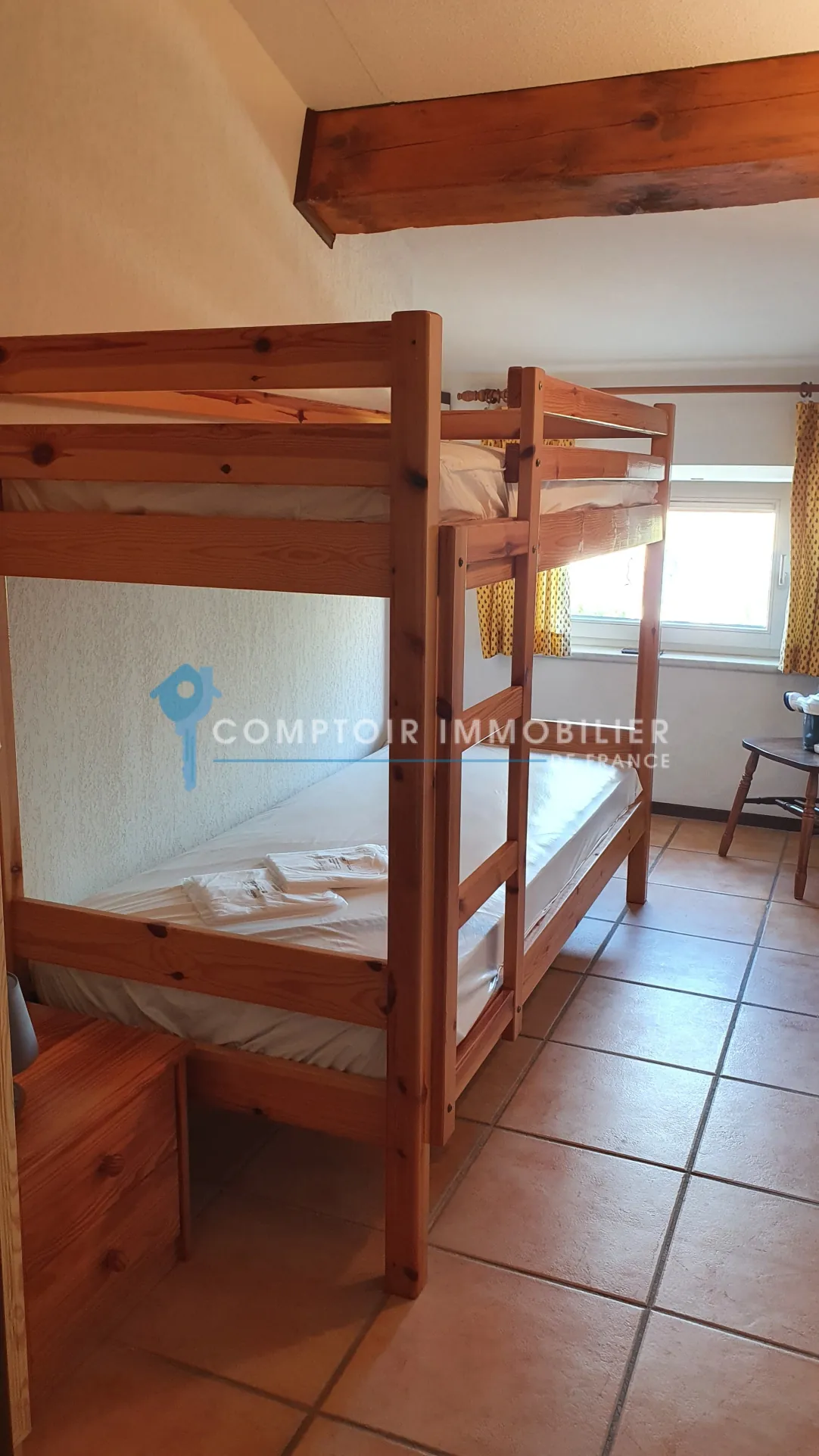 Villa de 73 m2 avec 3 chambres dans domaine sécurisé à Vidauban, Var 
