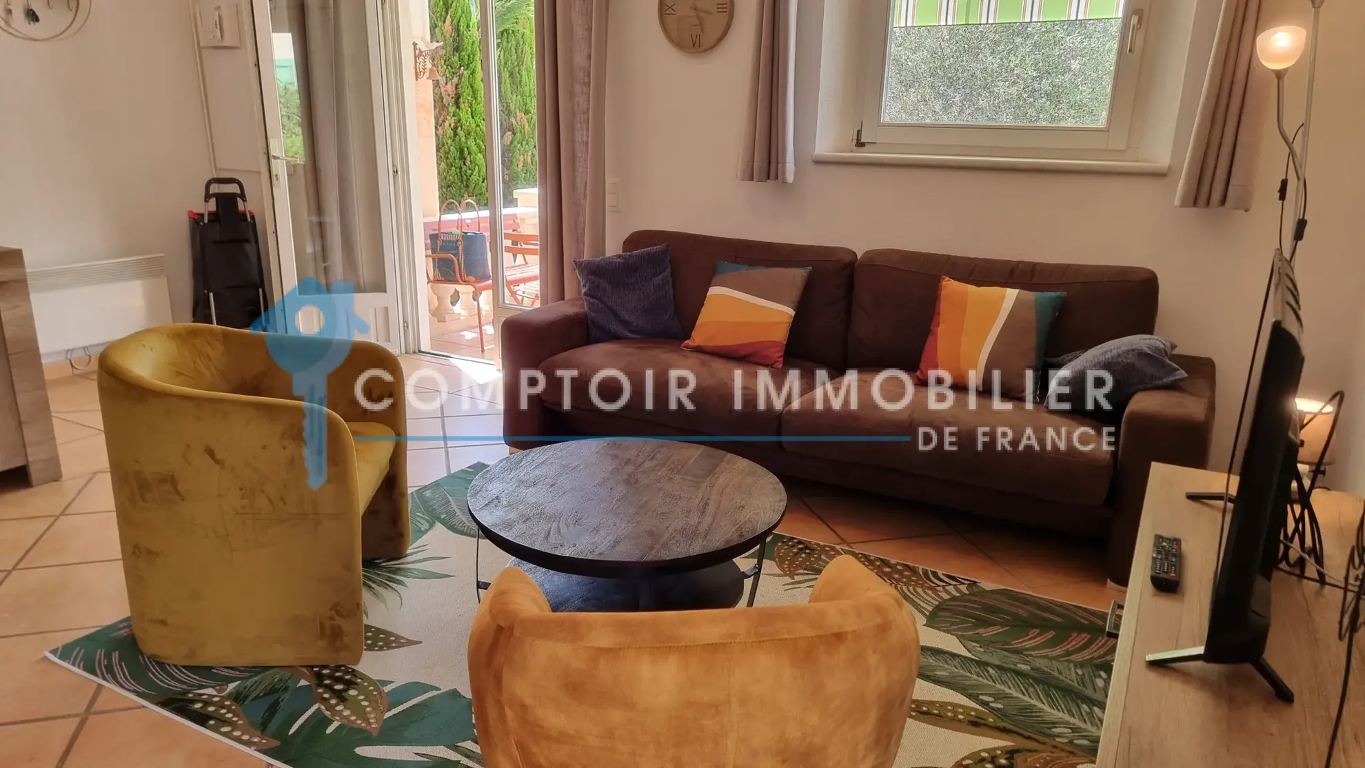 Villa de 73 m2 avec 3 chambres dans domaine sécurisé à Vidauban, Var 
