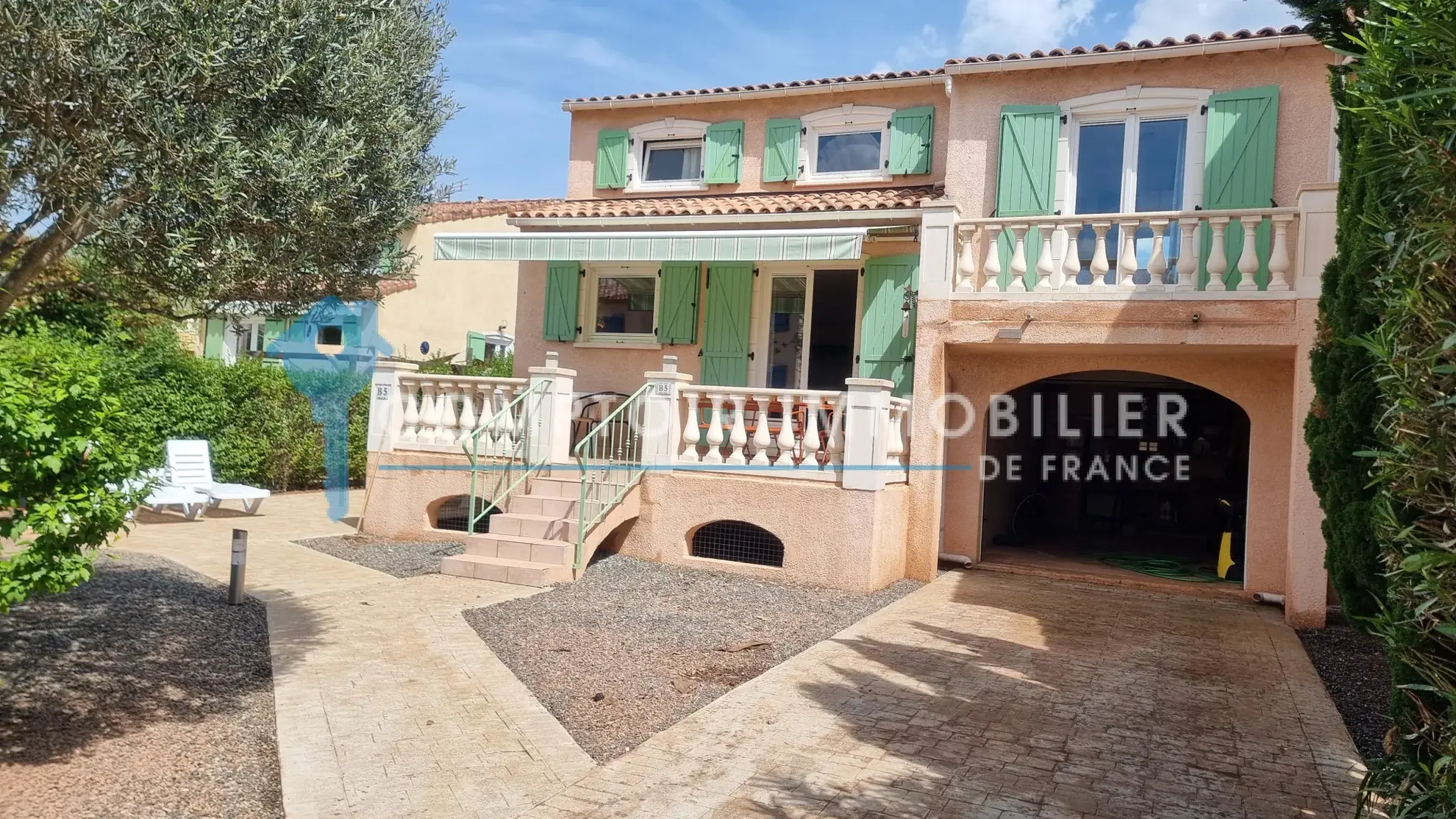Villa de 73 m2 avec 3 chambres dans domaine sécurisé à Vidauban, Var 