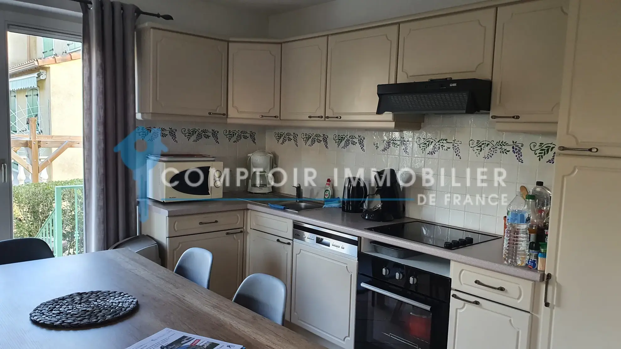 Villa de 73 m2 avec 3 chambres dans domaine sécurisé à Vidauban, Var 