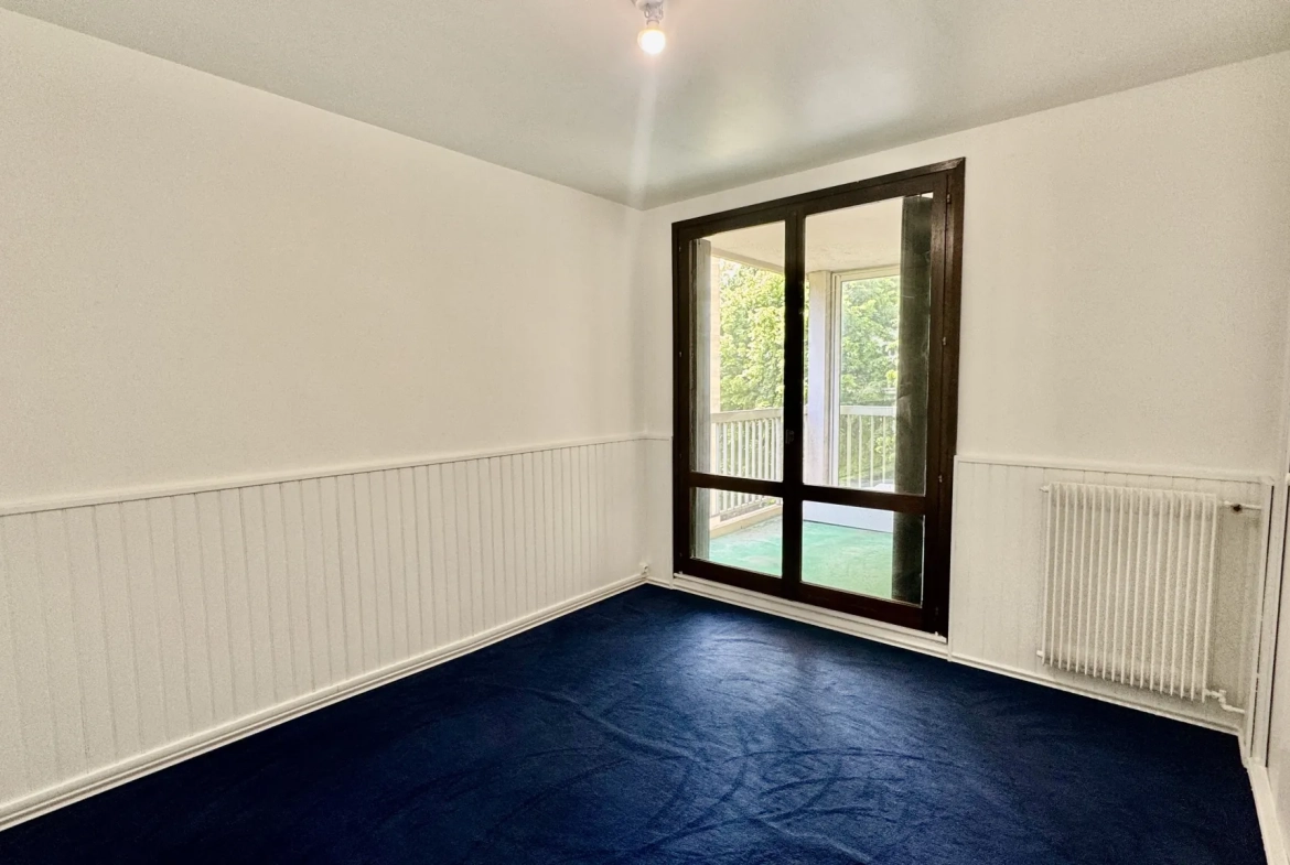 À vendre appartement 3 pièces lumineux à Mantes-la-Ville avec balcon et parking 