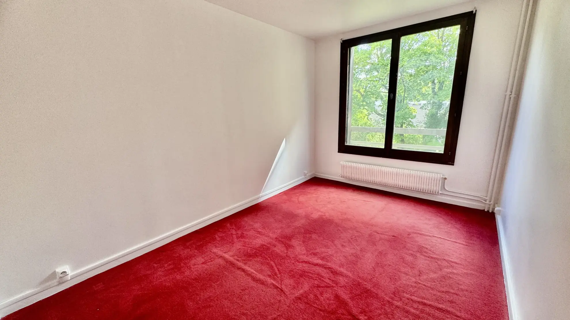 À vendre appartement 3 pièces lumineux à Mantes-la-Ville avec balcon et parking 
