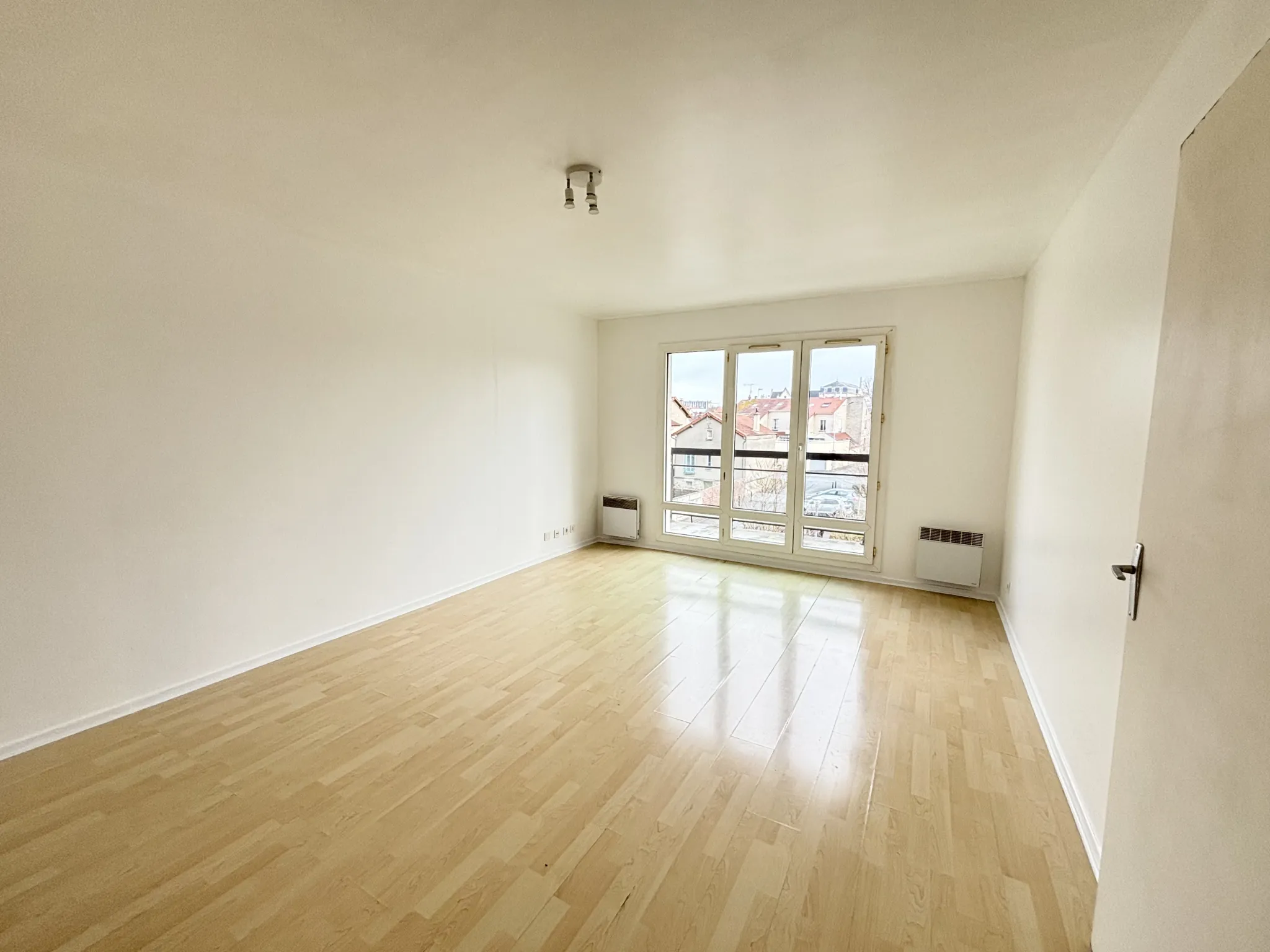 Appartement lumineux de 60,55 m² avec balcon, garage et cave à Meaux 