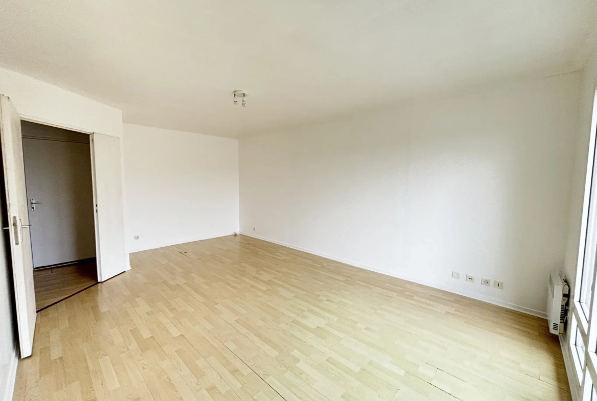 Appartement lumineux de 60,55 m² avec balcon, garage et cave à Meaux 