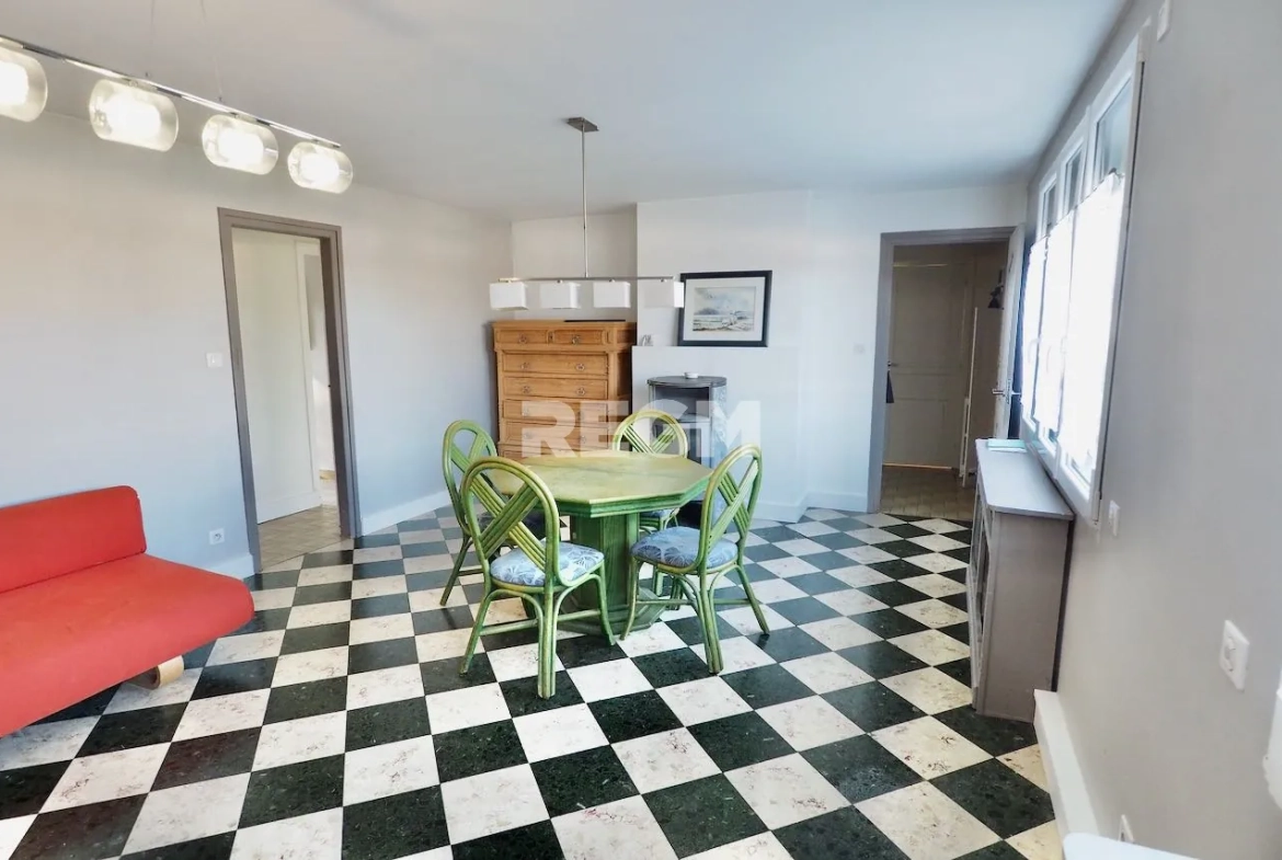 Maison plain-pied de 78 m² avec garage et terrasse à DAINVILLE, Arras 