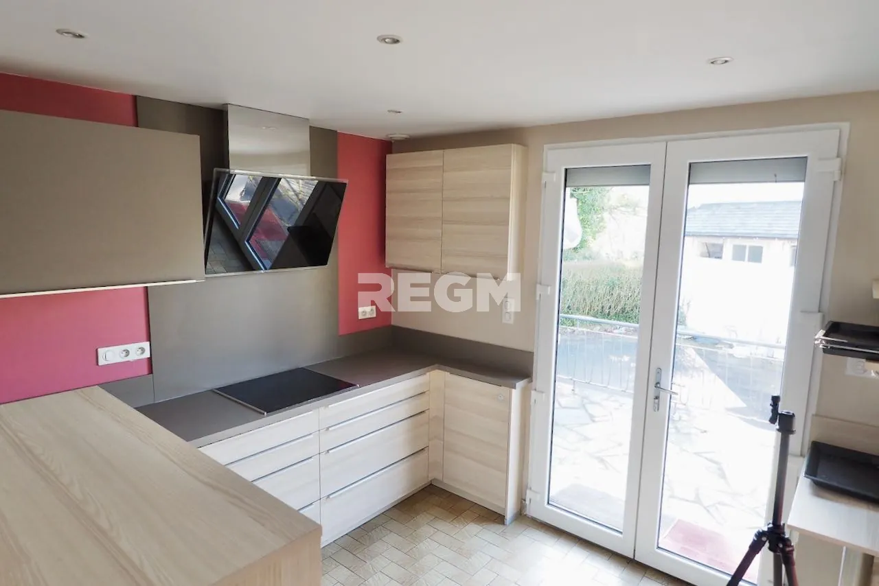 Maison plain-pied de 78 m² avec garage et terrasse à DAINVILLE, Arras 