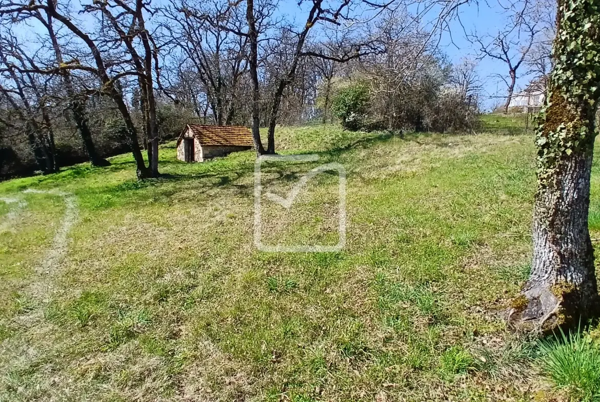 Terrain à bâtir viabilisé de 1705 m² à Cuzance - Opportunité rare 