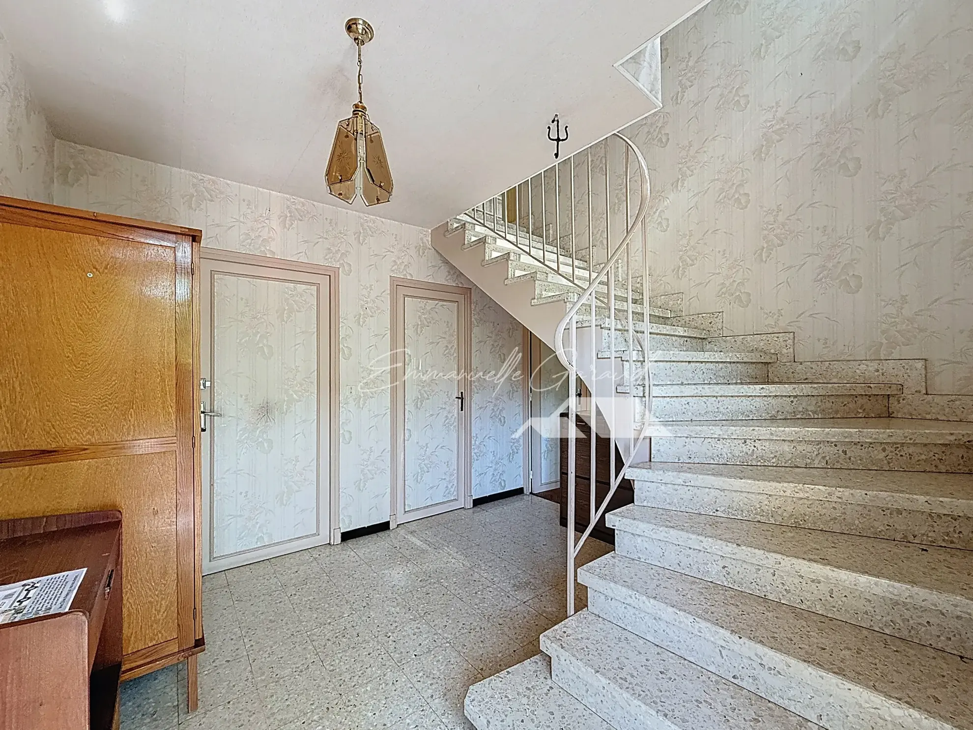Maison familiale avec appartement indépendant à Millau, jardin et vue sur Pouncho 