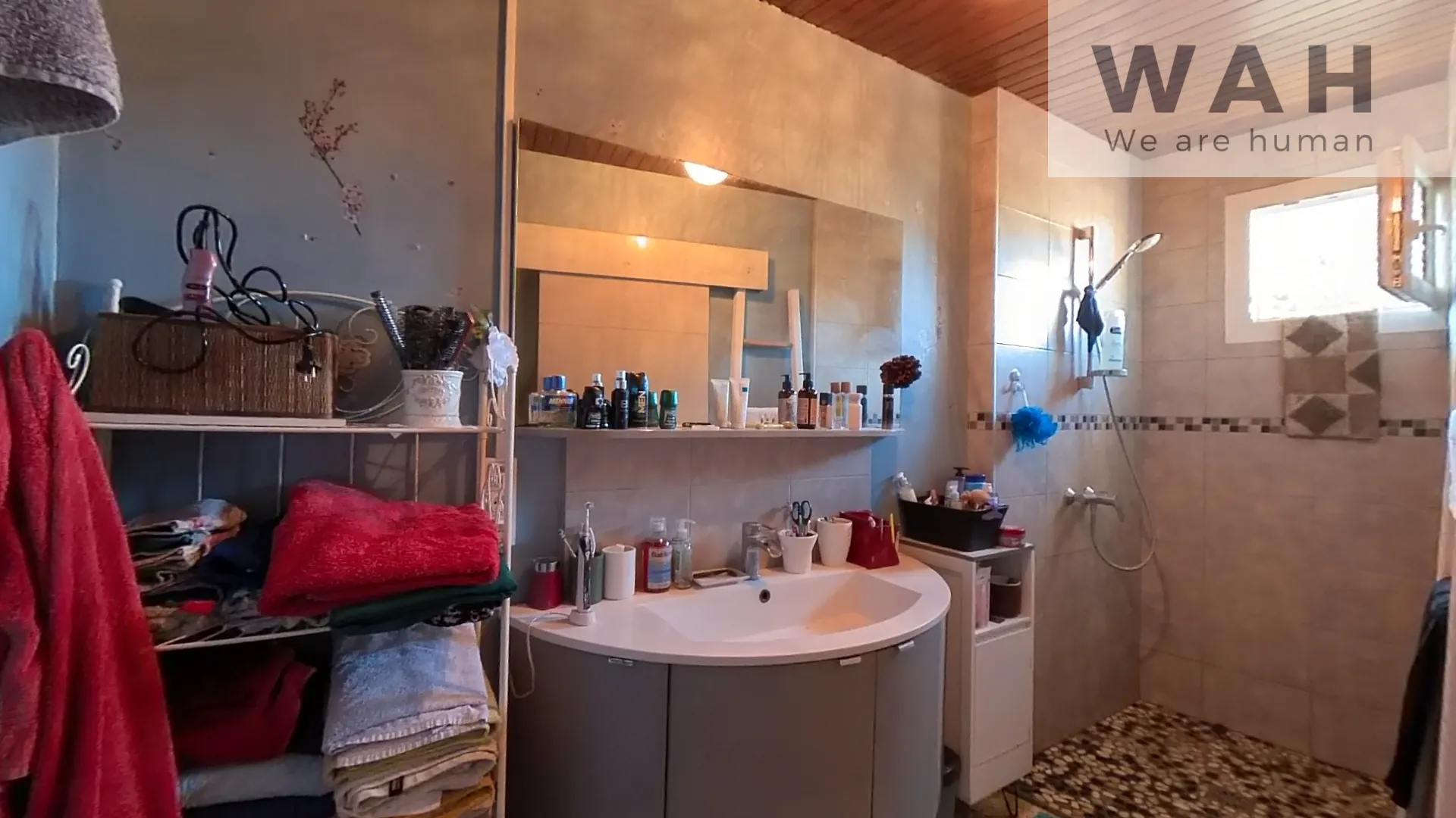 Maison de village de 110 m² à Lansargues, idéalement située avec cour et 3 chambres 