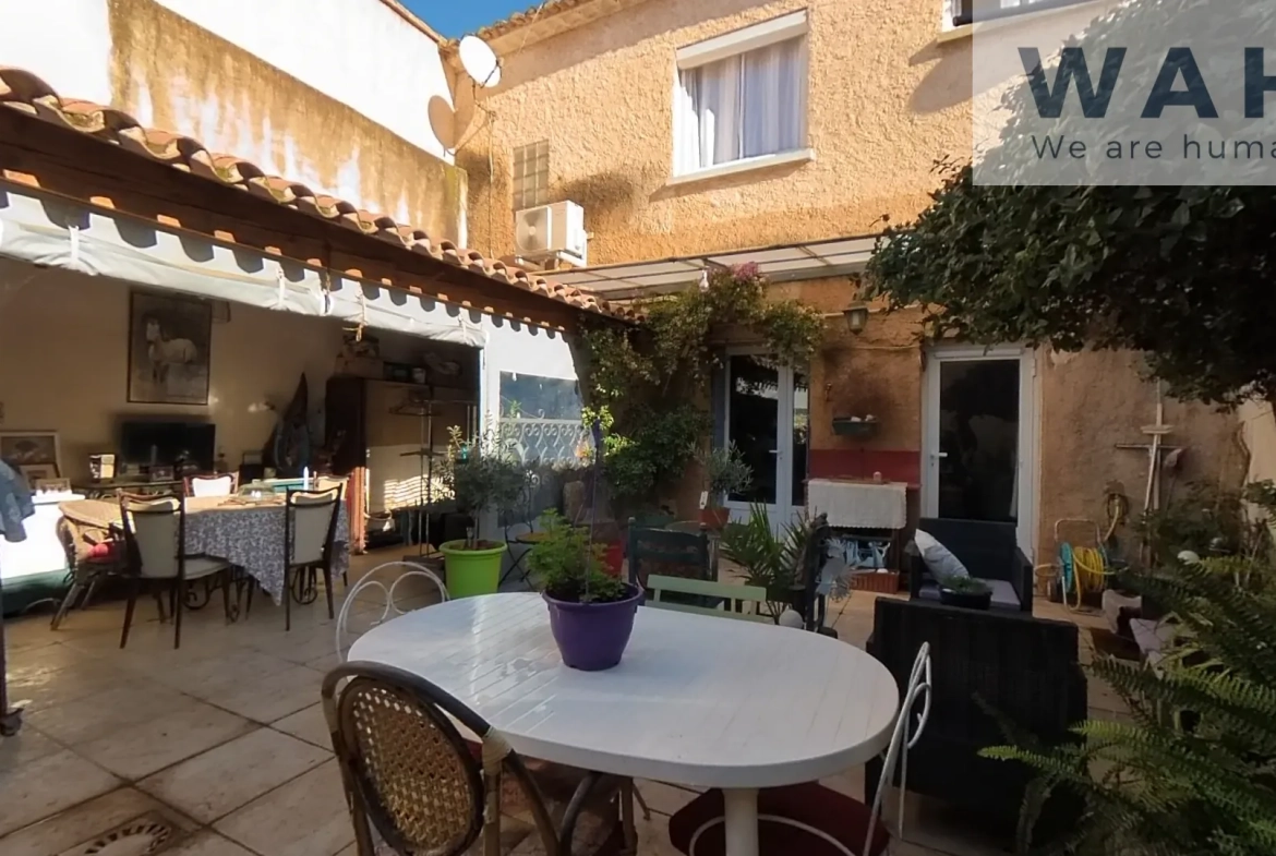 Maison de village de 110 m² à Lansargues, idéalement située avec cour et 3 chambres 