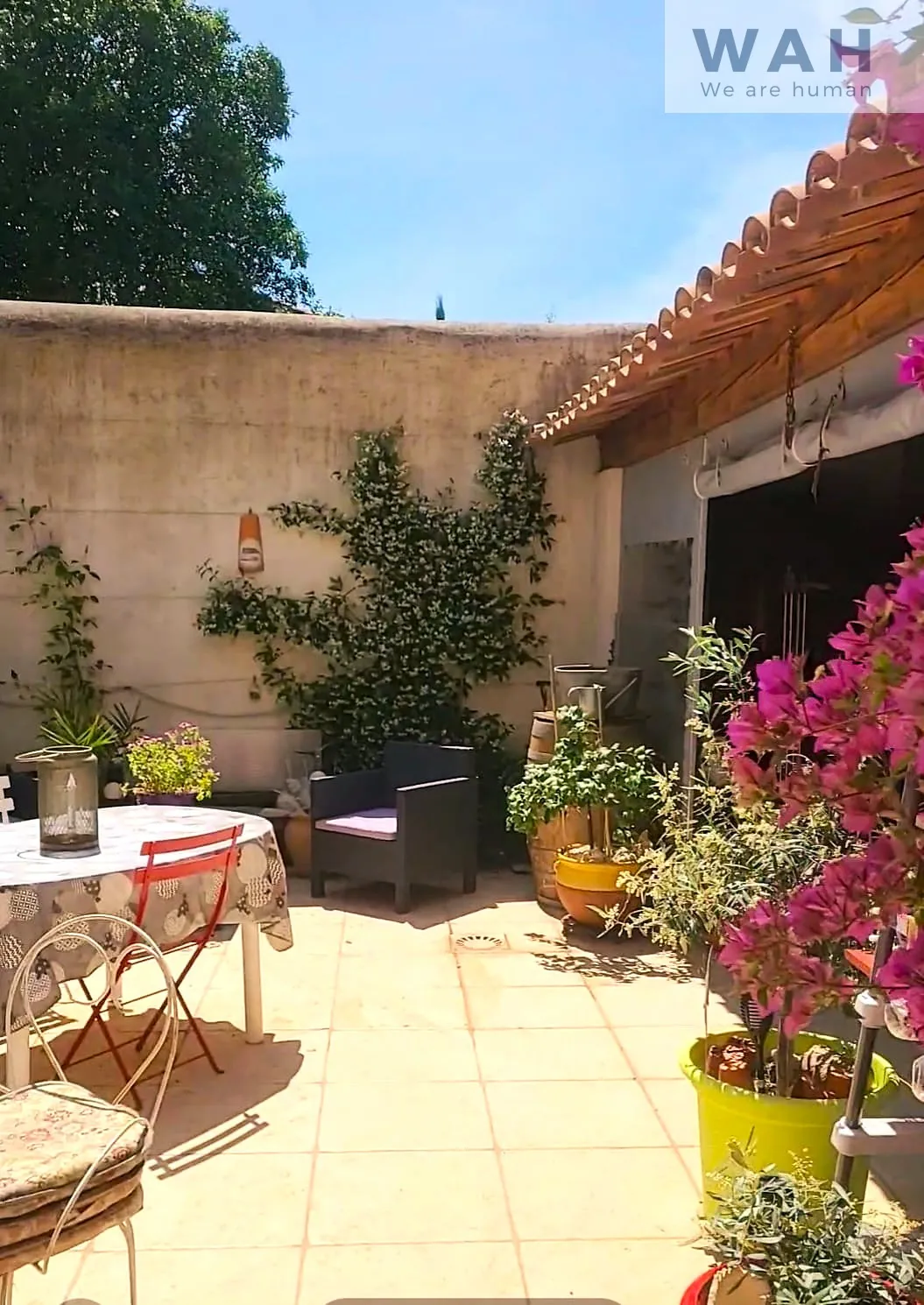 Maison de village de 110 m² à Lansargues, idéalement située avec cour et 3 chambres 