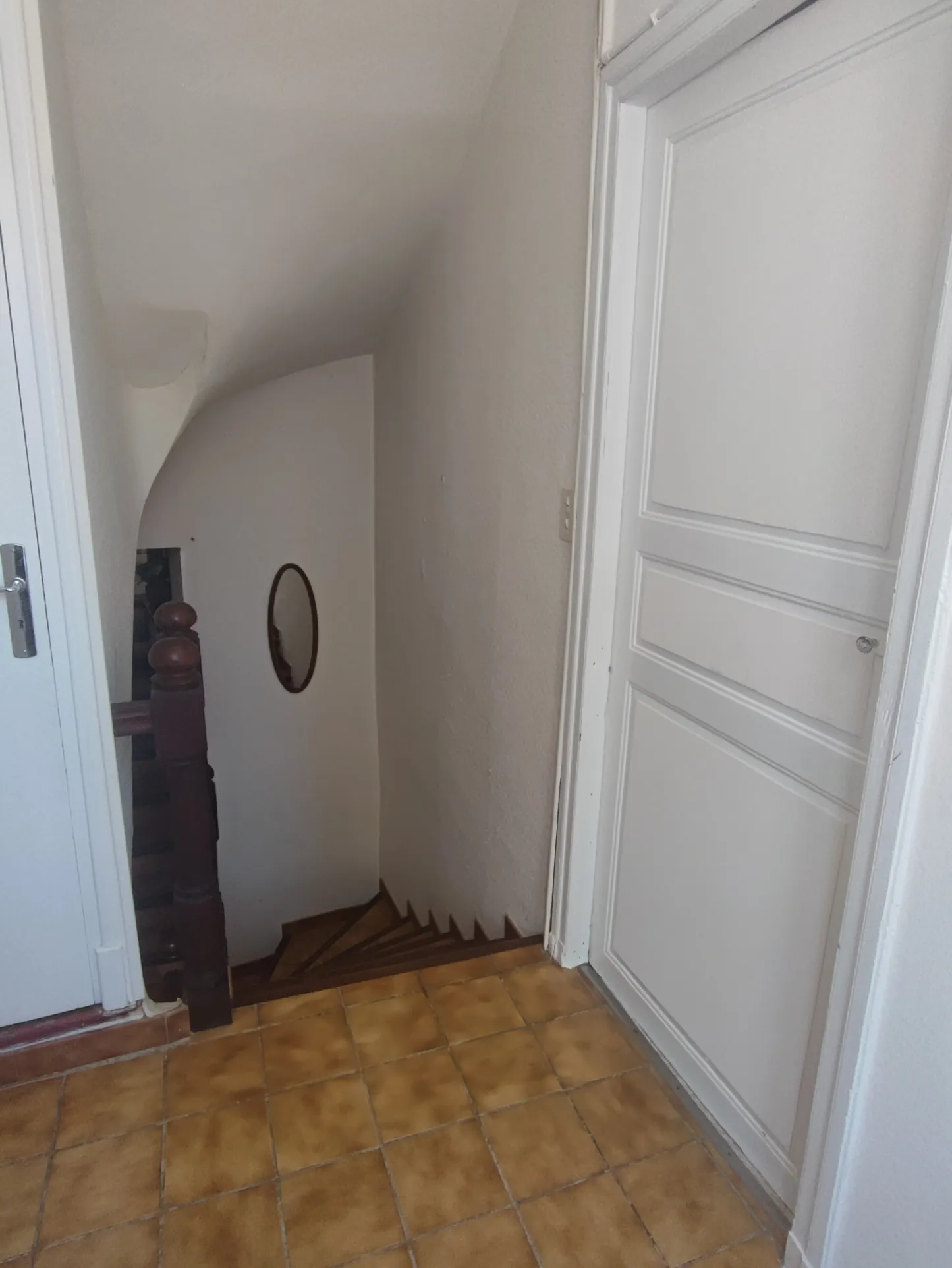 Belle maison familiale à Ferrals les Corbières avec garage et 5 chambres 