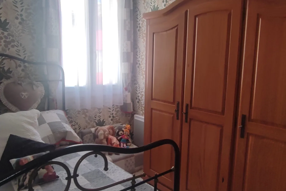 Belle maison familiale à Ferrals les Corbières avec garage et 5 chambres 