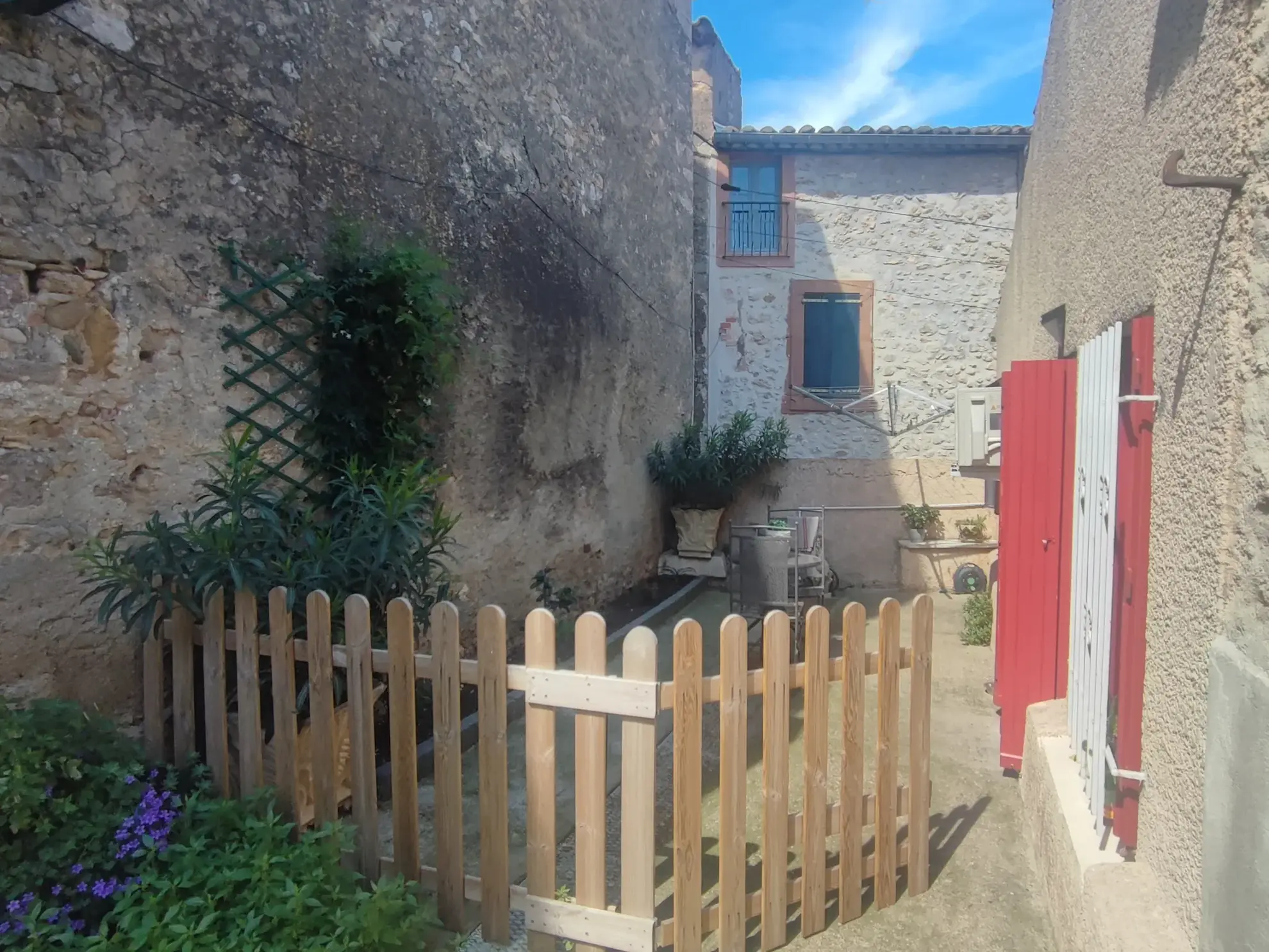 Belle maison familiale à Ferrals les Corbières avec garage et 5 chambres 