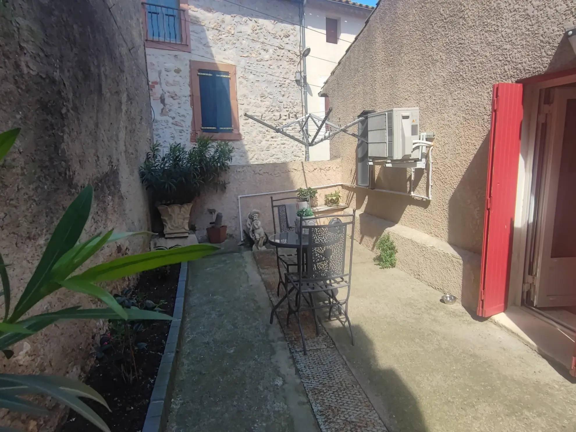 Belle maison familiale à Ferrals les Corbières avec garage et 5 chambres 