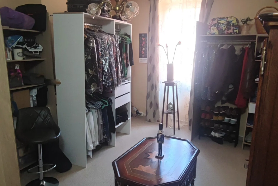 Belle maison familiale à Ferrals les Corbières avec garage et 5 chambres 