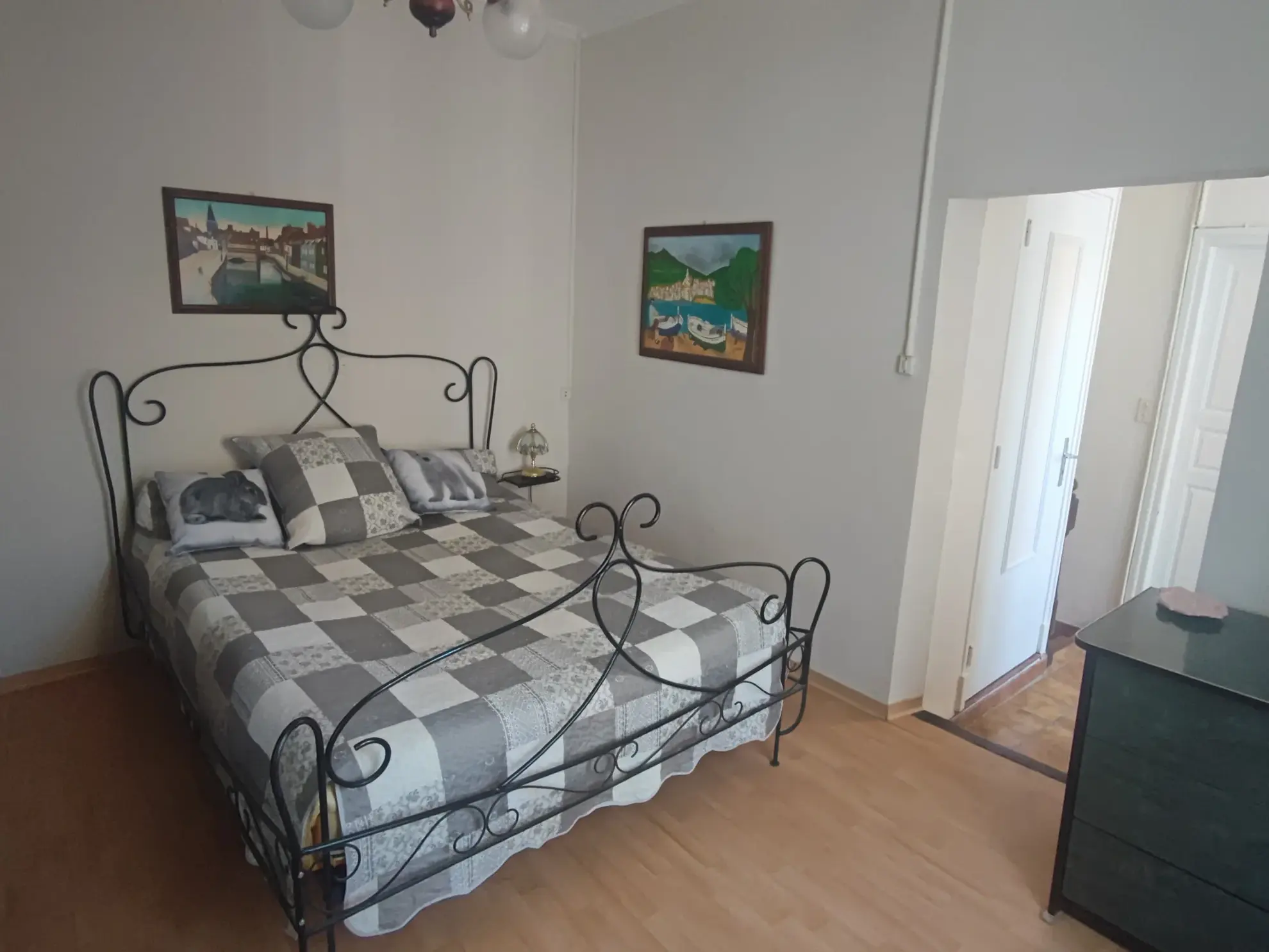 Belle maison familiale à Ferrals les Corbières avec garage et 5 chambres 