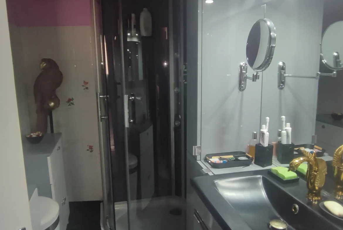 Belle maison familiale à Ferrals les Corbières avec garage et 5 chambres 