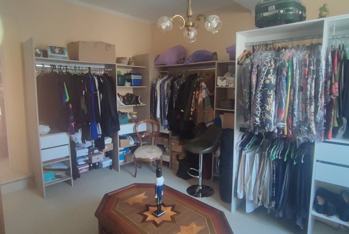 Belle maison familiale à Ferrals les Corbières avec garage et 5 chambres 