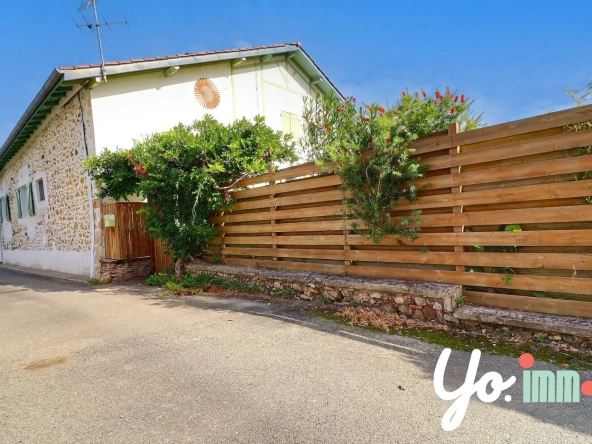 Maison 7 pièces avec piscine chauffée et vue imprenable à Pouillon