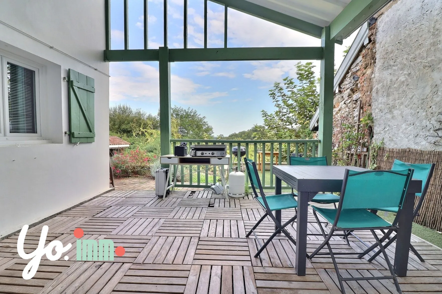 Maison 7 pièces avec piscine chauffée et vue imprenable à Pouillon 