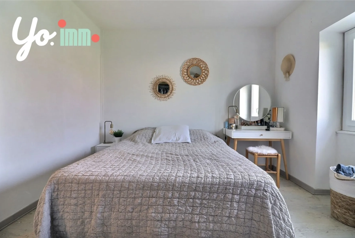 Maison 7 pièces avec piscine chauffée et vue imprenable à Pouillon 