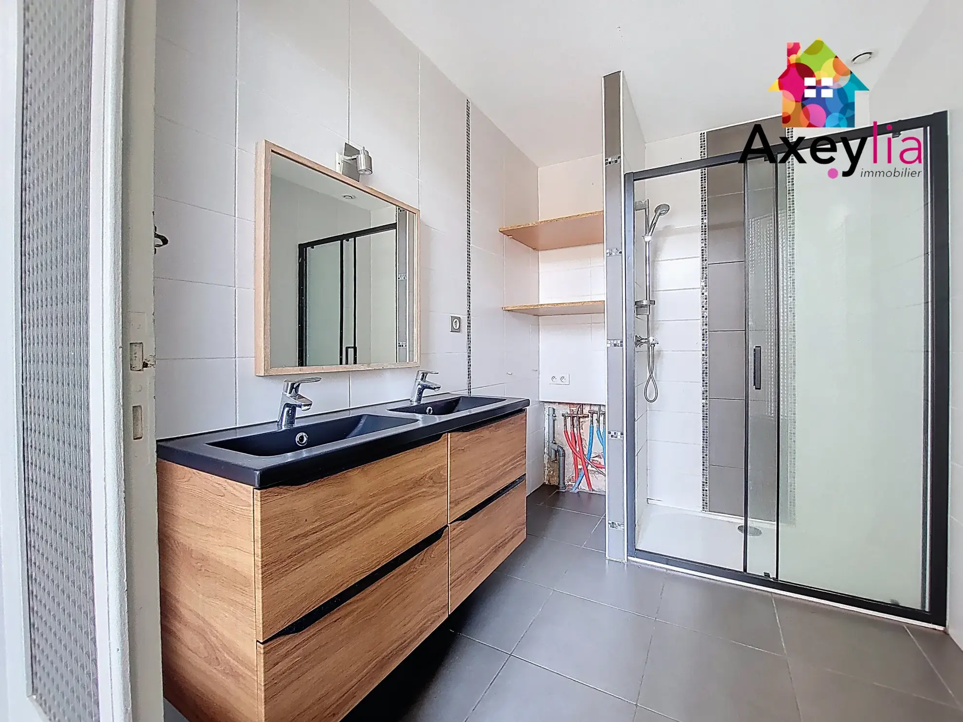 A vendre appartement T5 rénové dans le centre de Roanne - Charme haussmannien 
