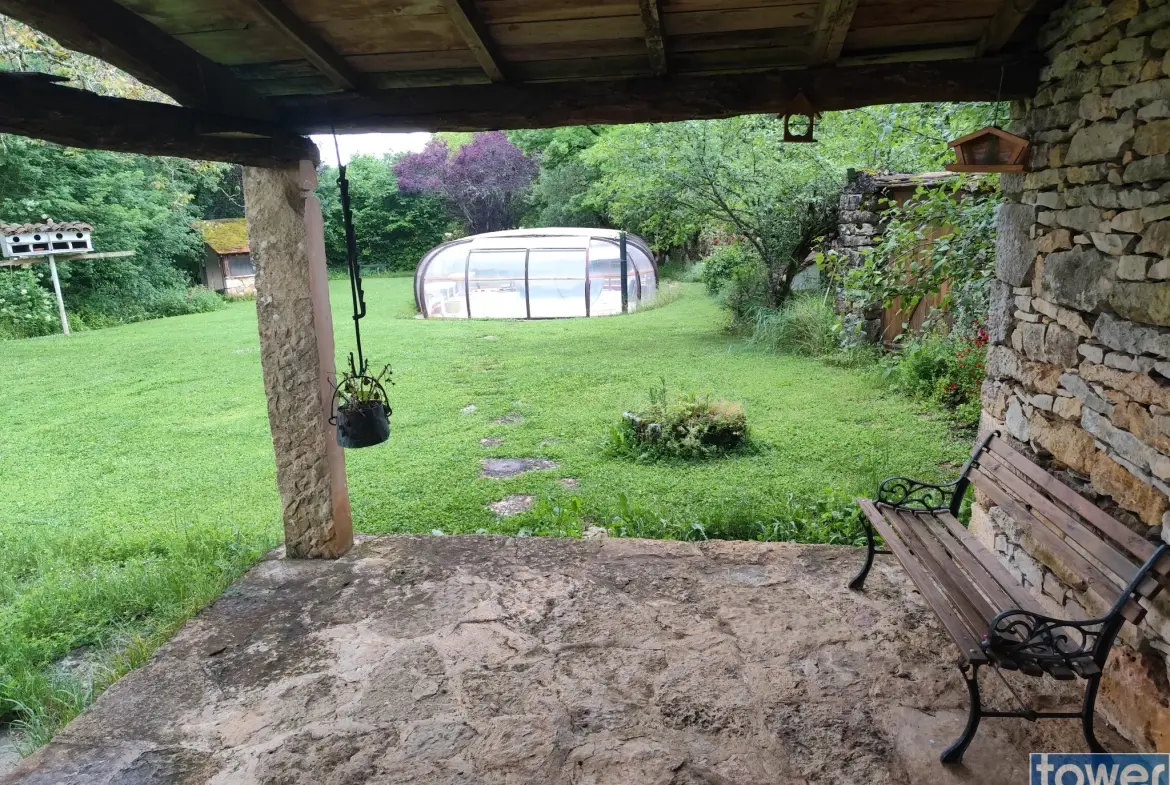 Longère en pierre avec piscine à Martiel - Charmante maison de 183 m2 
