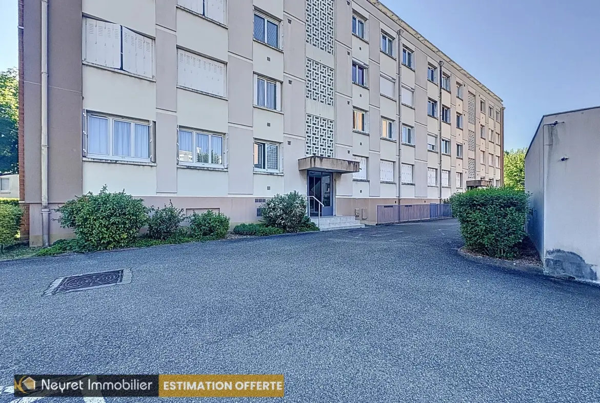 Studio lumineux avec balcon à Bron – idéal investisseur ou premier achat 