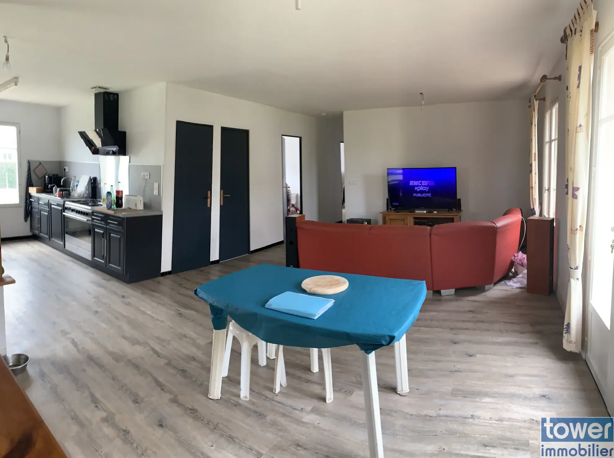 Maison de plain-pied à Mazeray avec garage et grand terrain de 2340 m² 