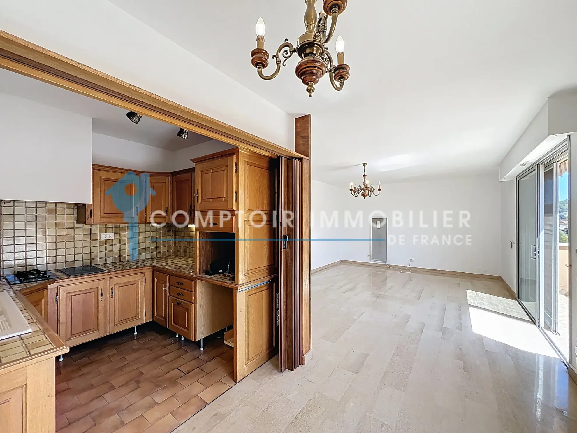 Bel appartement T3 avec vue à Apt – garage, balcon et résidence calme 