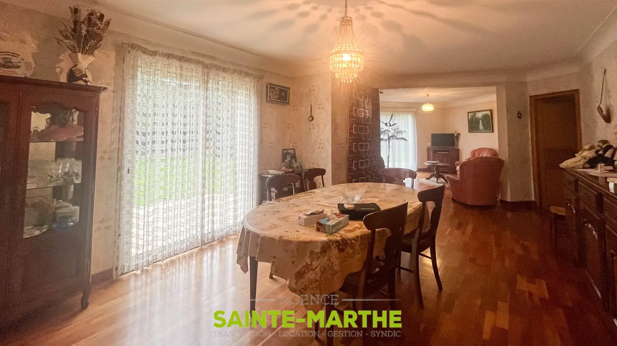 Vente d'un pavillon de plain-pied à Niort avec 3 chambres, garage et jardin 