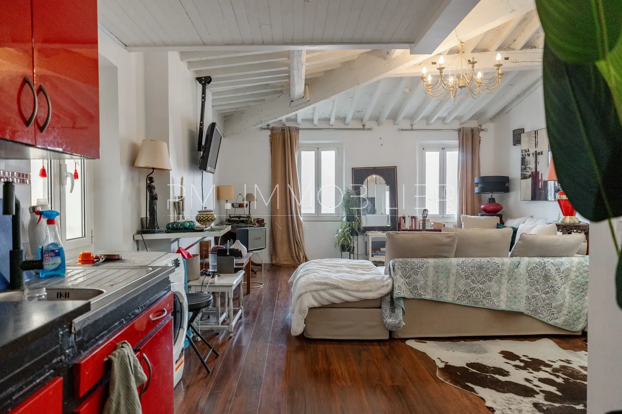 Appartement 2 pièces à La Ciotat de 55 m², charme authentique, vue dégagée, proximité Vieux-Port 