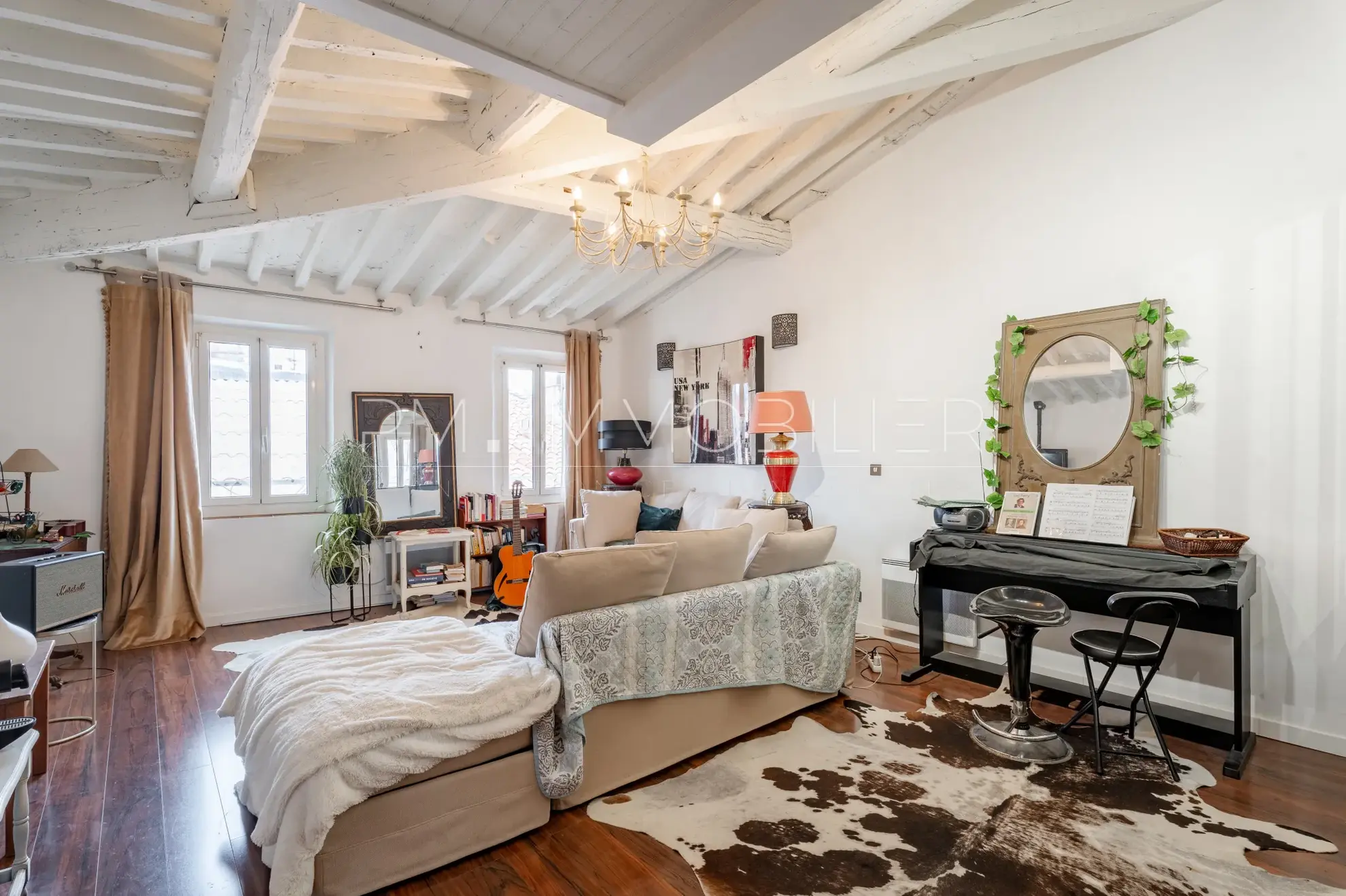 Appartement 2 pièces à La Ciotat de 55 m², charme authentique, vue dégagée, proximité Vieux-Port 