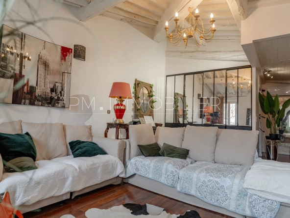 Appartement 2 pièces à La Ciotat de 55 m², charme authentique, vue dégagée, proximité Vieux-Port