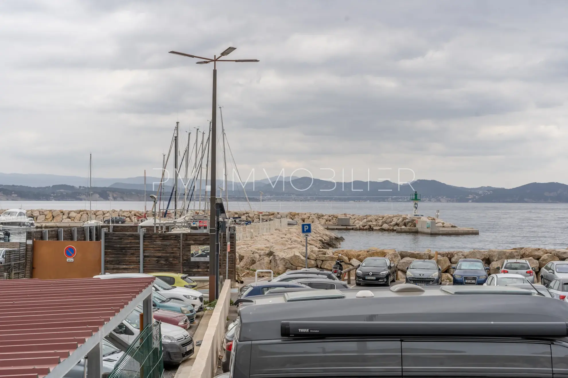 Appartement 2 pièces à La Ciotat de 55 m², charme authentique, vue dégagée, proximité Vieux-Port 