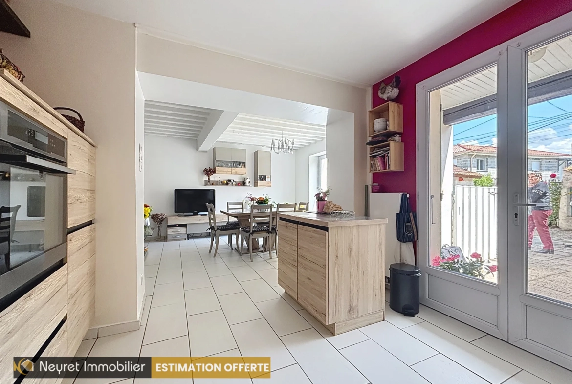 Maison de village avec jardin et terrasse à Givors Bans 