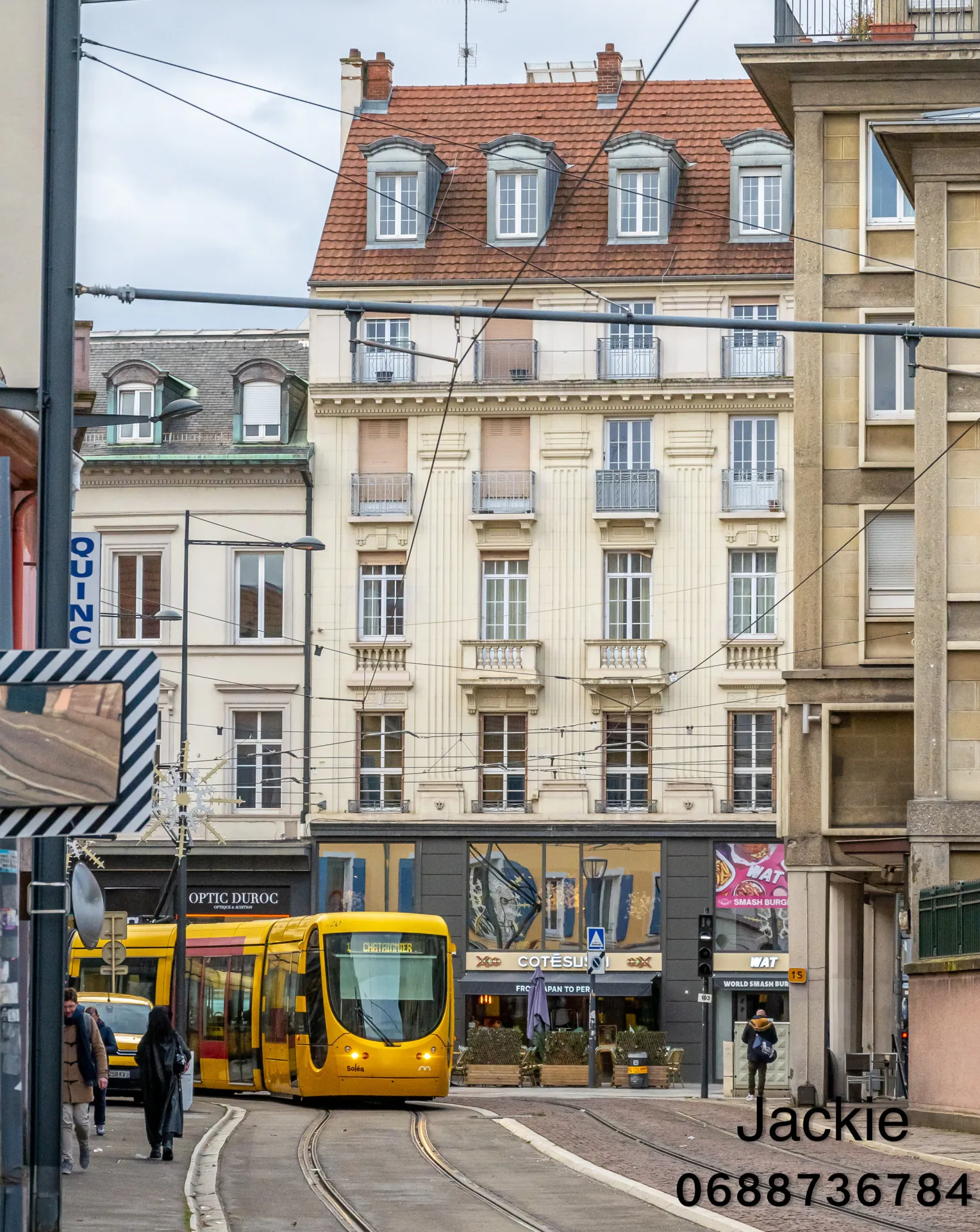 Loft de 160 m² en centre-ville à Mulhouse avec terrasse et vues panoramiques 
