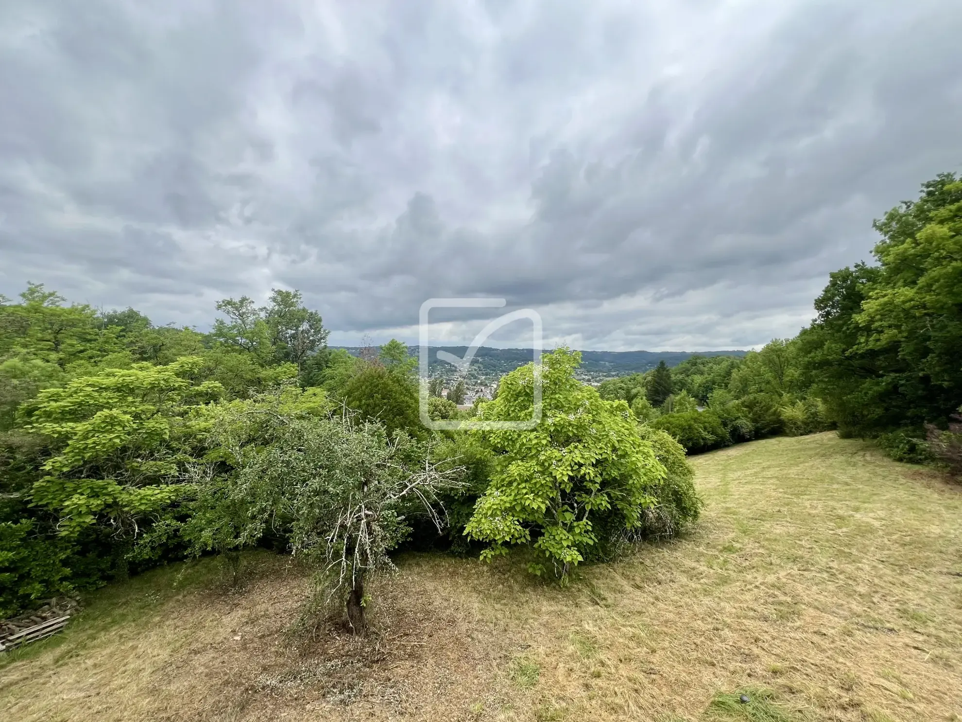 Charmante maison récente de 84 m² avec grand terrain à Terrasson Lavilledieu 