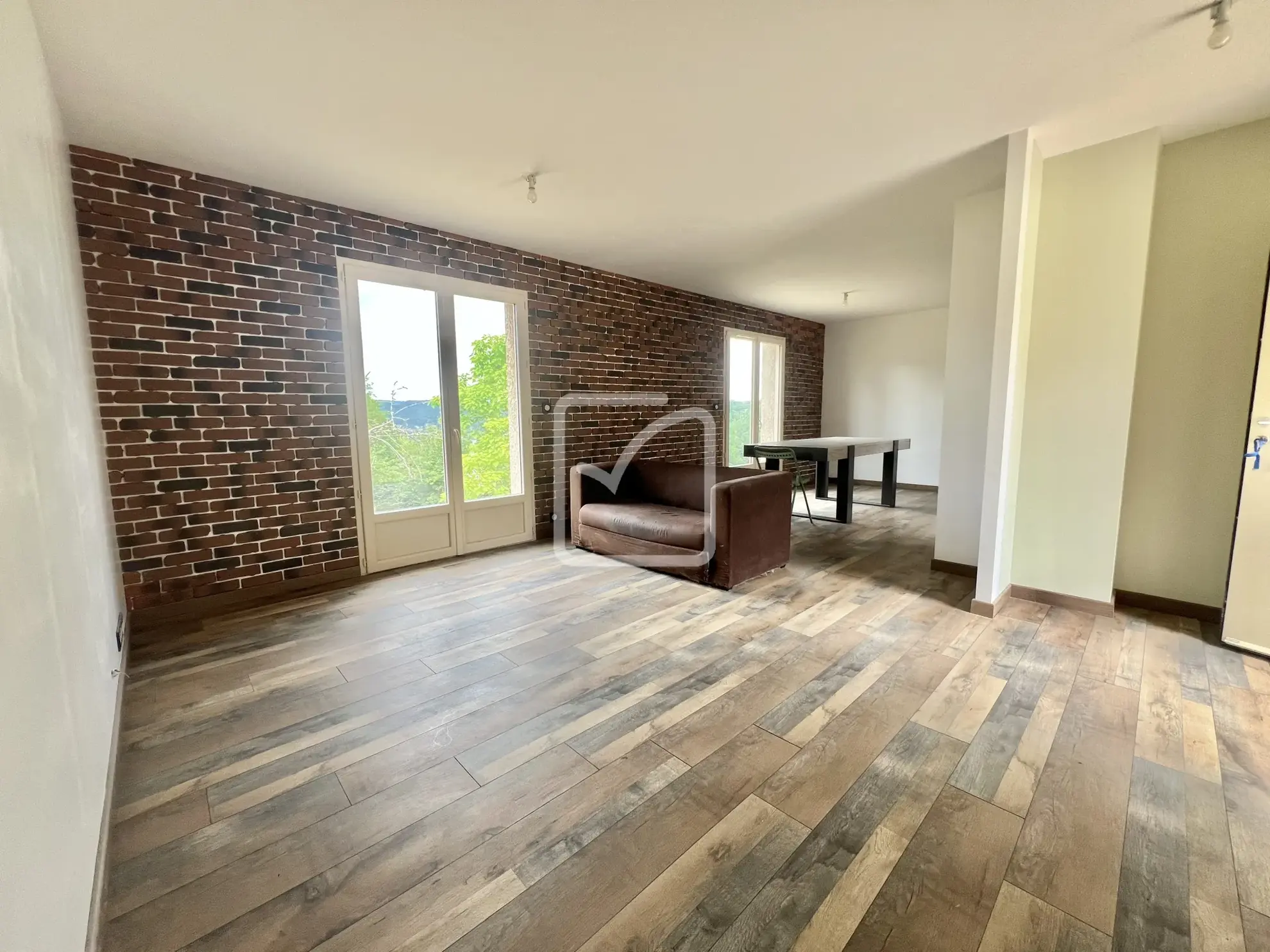 Charmante maison récente de 84 m² avec grand terrain à Terrasson Lavilledieu 
