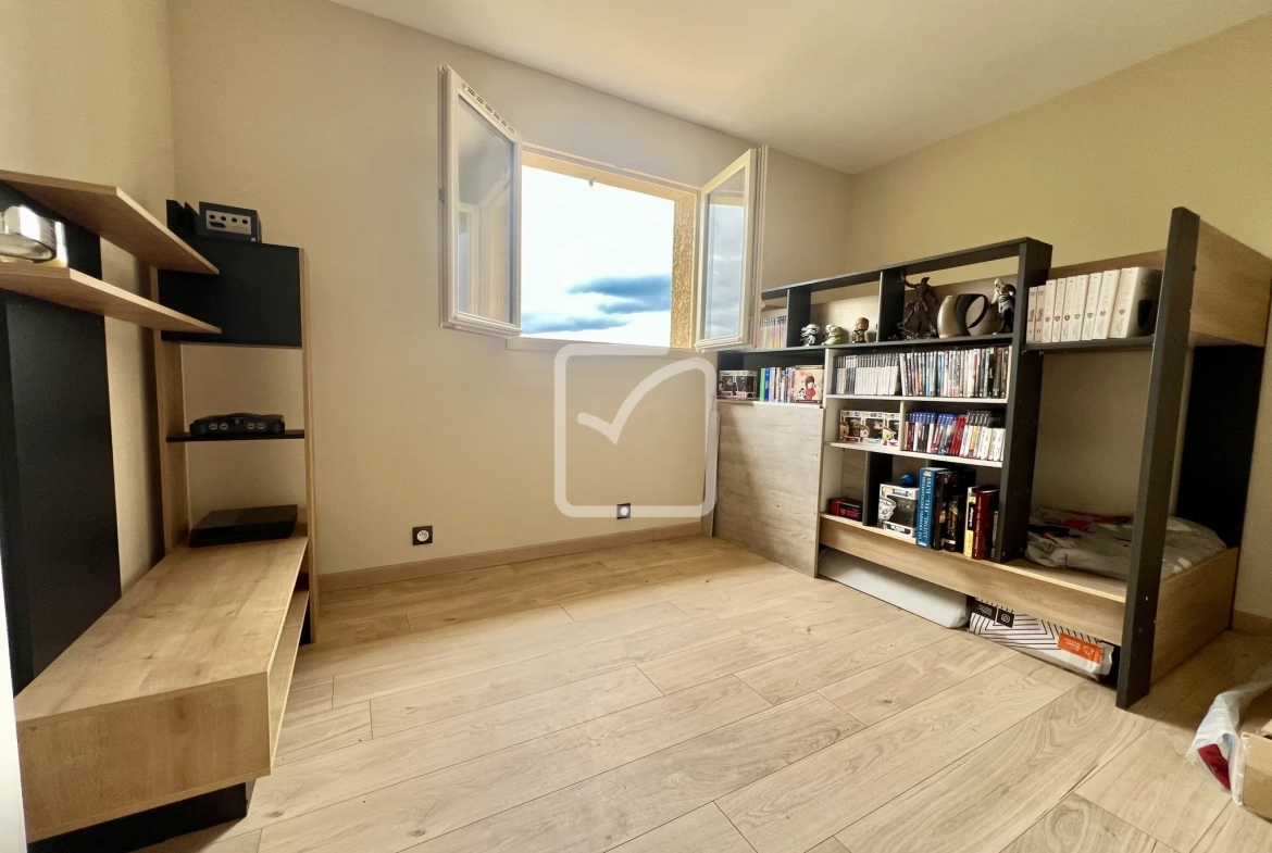 Charmante maison récente de 84 m² avec grand terrain à Terrasson Lavilledieu 