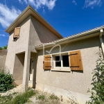 Maison neuve de 84 m² avec 3 chambres et grand terrain à Terrasson Lavilledieu