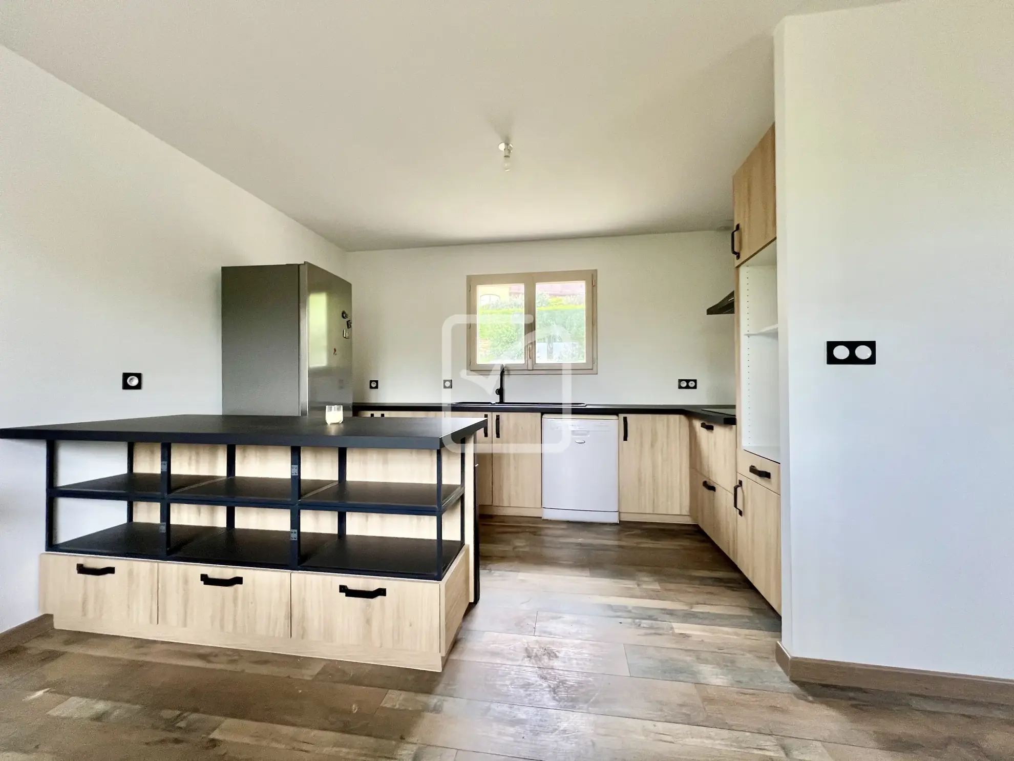 Charmante maison récente de 84 m² avec grand terrain à Terrasson Lavilledieu 