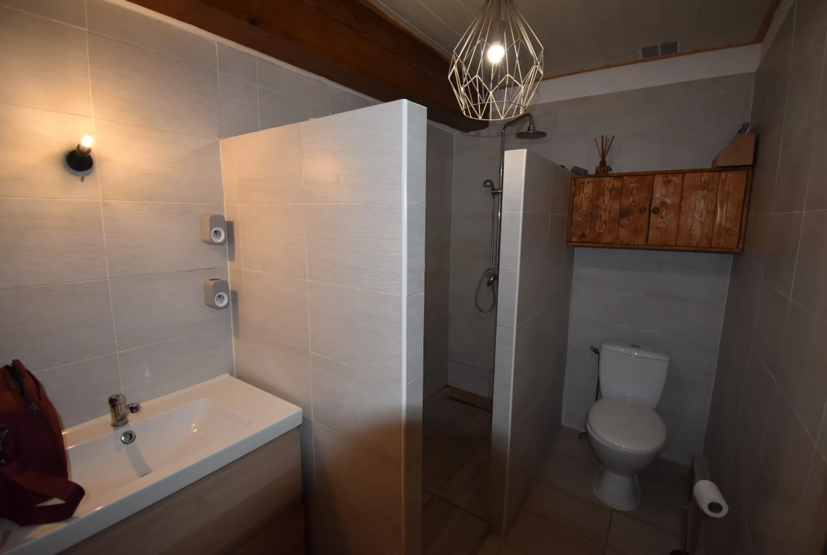 Charmante Maison de Village à Mazères - 113 m² avec Jardin et Garage 