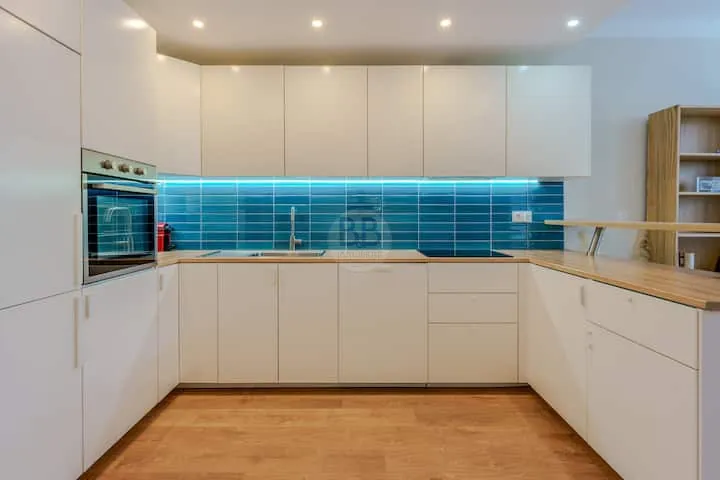 Magnifique appartement 54m² avec terrasse et jacuzzi à Saint-Raphaël 