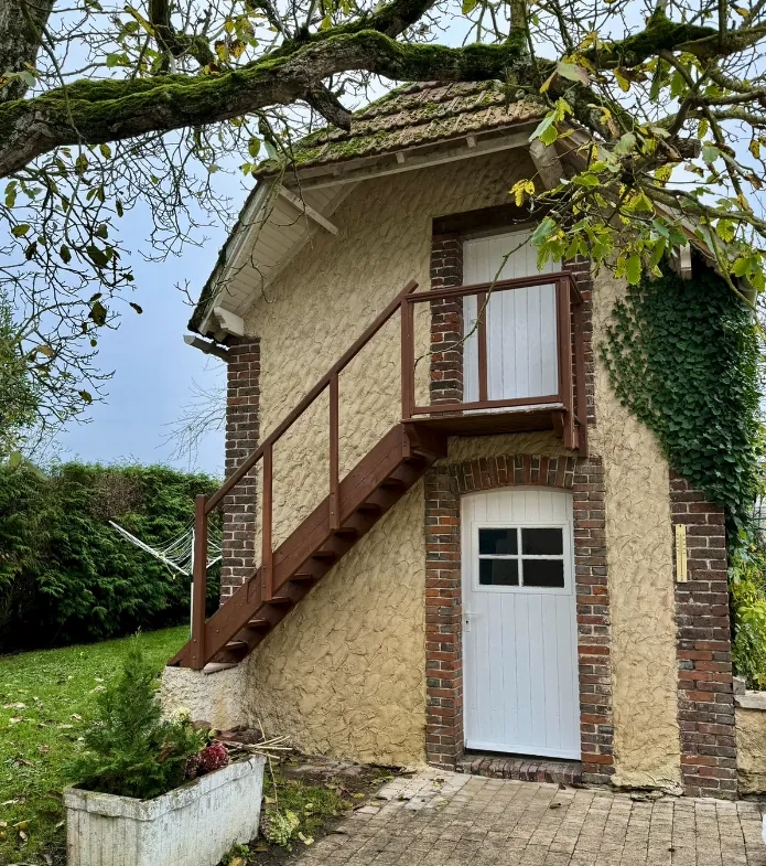 Belle maison rénovée avec annexes à Mignière, proximité Chartres 