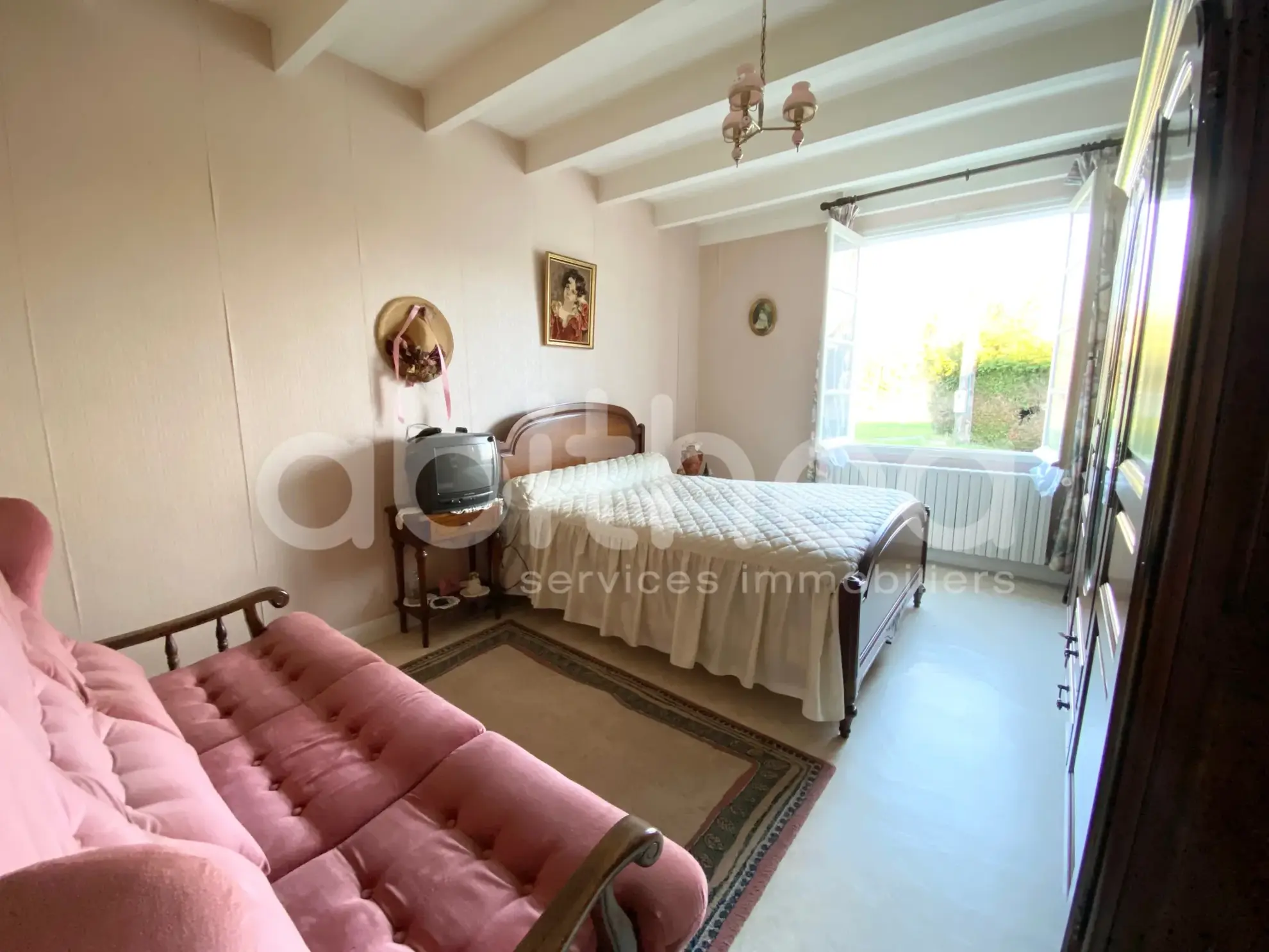Maison à rénover avec grange aménageable et terrain de 2050m² à Chirac (16150) 