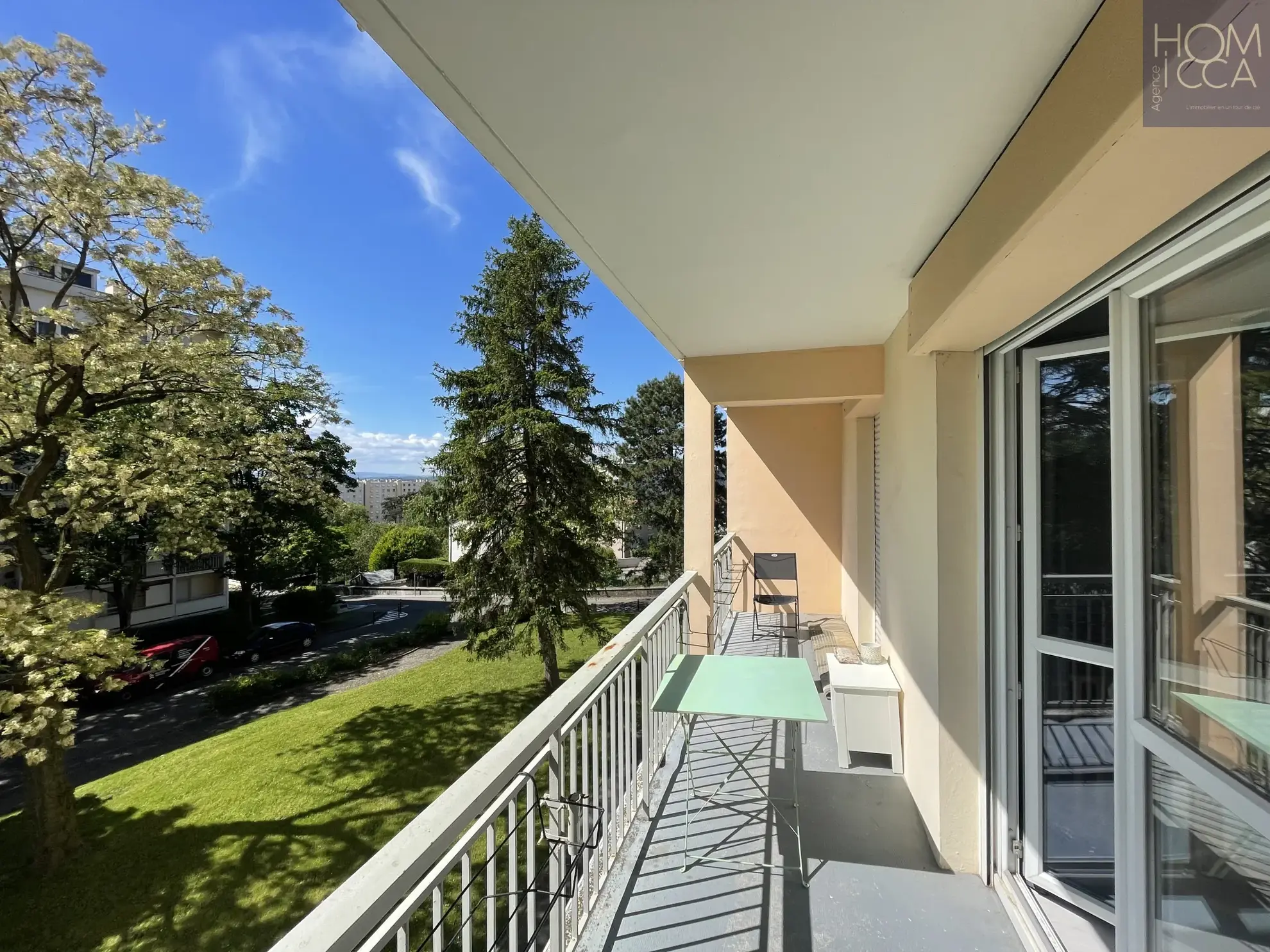 Appartement T3/T4 de 71,31 m² avec Balcon, Cave et Parking à Sainte-Foy-lès-Lyon 